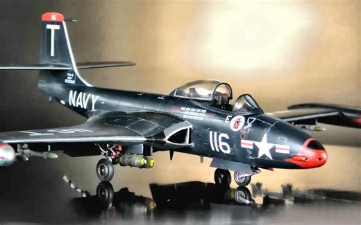 [PLASMO - plastic] F2H 女妖“红色开膛手” - 剑 - 1⧸72 - 飞机模型