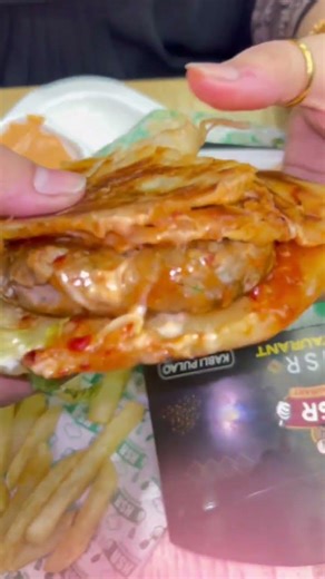 Harmain Sharifain Restaurant, Dinner, Lacha Paratha, Chinese, Bar B Q, Fast Food, Tikka #short