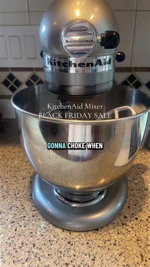 The kitchenaid mixer is on a MAJOR sale from qvc right now! 👨🏻‍🍳 #kitchenaidmixer #superbranddaybfcm #christmasgifts #tiktokshopcybermonday #tiktokshopholidayhaul