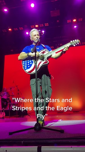 Aaron Tippin's Performance of 'Where the Stars and Stripes'