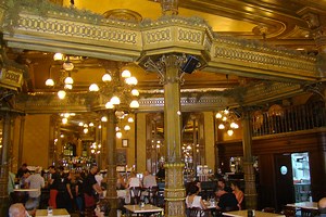 IRUNA CAFE (est. 1888)