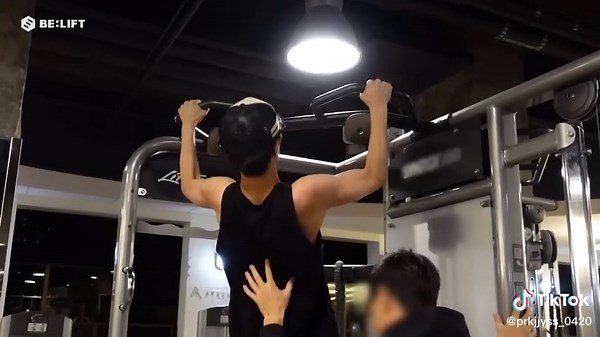 Jay and Niki Gym Buddies: Fun Workout Routine with Enhypen Idols