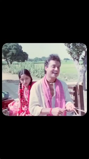 peak 🎥 on Instagram: "🎬 Nadiya ke paar Nadiya Ke Paar is a simple rural love story set in an Indian village. Chandan, a young man, falls in love with Gunja, a sweet and kind village girl. Their bond grows naturally through festivals, family interactions, and shared traditions. However, fate takes a tragic turn when Gunja dies shortly after marrying Chandan’s elder brother. To fulfill family duties and maintain harmony, Chandan is married to Gunja’s younger sister. Though emotionally conflicted