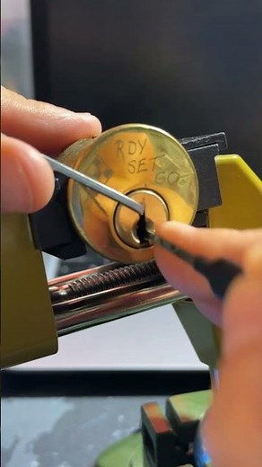 Timelapse: Picking a Challenge Lock - Watch the Magic! 🪄