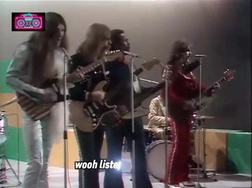 422K views · 16K reactions | Doobie Brothers ~ Listen To The Music | Music Club | Facebook