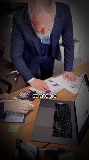 Didier Touchette on Instagram: "Arrête de saboter ta productivité dès 8h du matin. 🛑 Si la première chose que tu fais en arrivant au bureau est d’ouvrir tes courriels, tu viens de donner le contrôle de ta journée à quelqu’un d’autre. Ton cerveau est à son plein potentiel le matin. Ne gaspille pas ce "high octane" sur de la poutine administrative. 🧠⚡️ La règle d’or pour doubler ton efficacité : ☀️ LE MATIN (Deep Work) : Rédaction, création, stratégie. Utilise ton meilleur gaz pour bâtir. 🌙 L’A