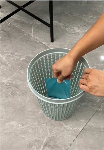Smart Automatic Trash Can for Easy Cleaning