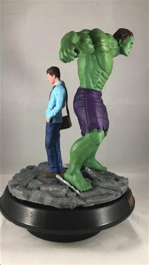 3dprint and painted hulk #3dprint #3dprinting #handpainted #marvel #avengers