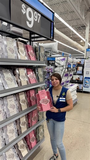 One box, endless uses! 💖 Pack snacks for work, organize craft supplies, or tidy up your makeup. The CWC Snack Box keeps it all together! 😁 #OnTheGo #WalmartFinds walmart.onelink.me/UIev/WalmartLocal | Walmart La Junta