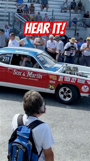 Sox & Martin Duster 1970 HEMI 4-SPEED Duster! 800 H.P. Check Out the Earmuffs on the Dog!
