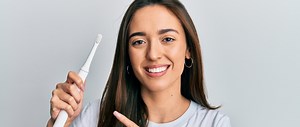 How Long Does Electric Toothbrush Last? Tips To Extend Their Lifespan