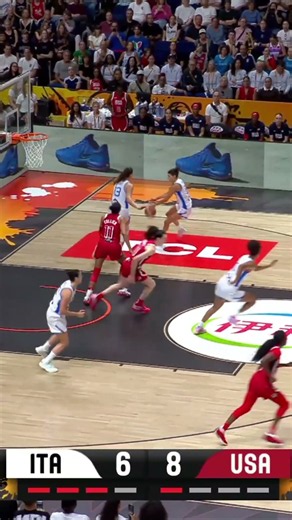 Italy's defense is making things REALLY tough for Caitlin Clark 🔒🇮🇹 #FIBAWWC