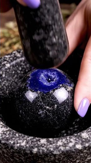 💙 Azurite ASMR 4K | Crushing Raw Crystal Gemstone with Steel Pestle | Oddly Satisfying Sounds