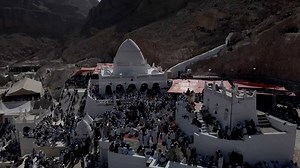 Video. Yemen's tomb of Prophet Hud draws crowds for a four-day pilgrimage
