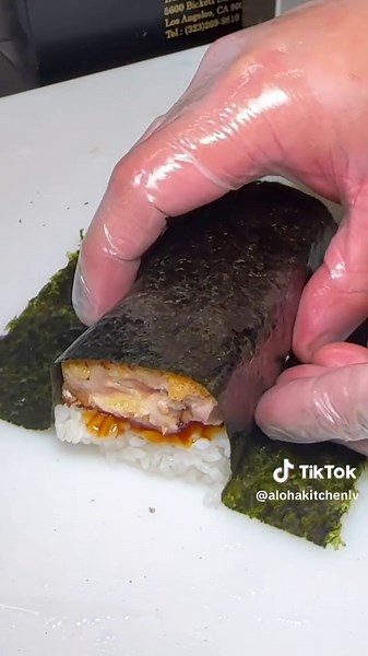 Take a bite of happiness with our chicken musubI! 🍙 🍗 🔥 🟩🟧🟨🟩🟧🟨🟩🟧🟨🟩🟧🟨🟩 📍4741 E Charleston (Coming Soon) 📍4745 S Maryland UNLV (8am-12am) 📍8150 S Maryland (24 Hrs) 📍2605 S Decatur 👇 (8am-1am Sun-Thurs) (8am-3am Fri/Sat) 🚘 WE DELIVER THRU DOORDASH 🌐 https://www.alohakitchenlv.com/ 🤙 #AlohaKitchenLV FOLLOW US! 🌺 MAHALO! #vegaslocal #lasvegaslocals #hawaiianfood #lasvegas #aloha #musubi