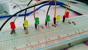 arduino projects on Instagram: "6 LEDs sequence #6LEDsSequence #sequence #led #leds #arduino #arduinoproject #arduinomega #protoboard"