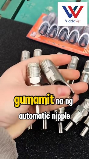 Available na ang ating Automatic Nipple Drinker. mag message lang sa ating page para makapag order or click lang ang link sa comment section para makapag direct order! | Viddavet Ph
