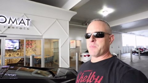 2017 Acura NSX vs Nissan GT-R Nismo drag race