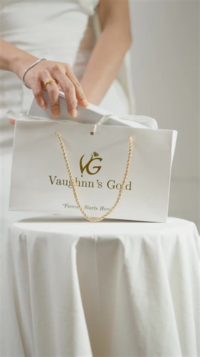 Your wedding ring is your love story. Let's create your dream wedding ring only here at Vaughnn's Gold. #vaughnnsgold #vaughnnsgoldweddingring | Vaughnn's Gold