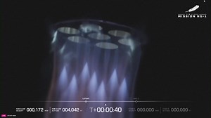 Despite numerous delays, #BlueOrigin successfully launched its #NewGlenn rocket in its maiden flight early Thursday morning, although its first-stage booster failed in its landing. Learn more about the mission here: https://mynews13.com/fl/orlando/news/2025/01/10/blue-origin-to-launch-its-new-glenn-maiden-flight-on-sunday | Spectrum News 13