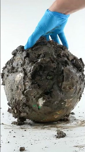 I Cleaned The DIRTIEST World Cup 2014 Brazuca Final Match Ball!