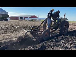 John Deere B Plowing with 1 bottom plow