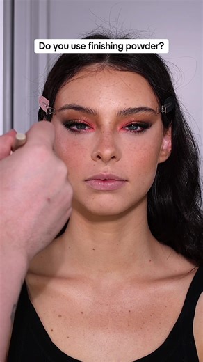 Understanding Finishing Powder vs. Setting Powder