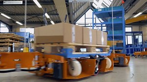 Our tugger trains convince with optimal safety thanks to additional trolley safeguard! The easy decoupling also increases the flexibility. Sounds interesting? Here you can learn more: http://bit.ly/2IMLI4D | STILL