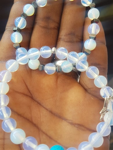 Monasa Healing Haven - Lovely Jewels, Lovely People #jewels #jewelry #jewelrybusiness #crystals #markets #marketstall #southafrica #mzansitiktok🇿🇦 DM for custom bracelets and prices