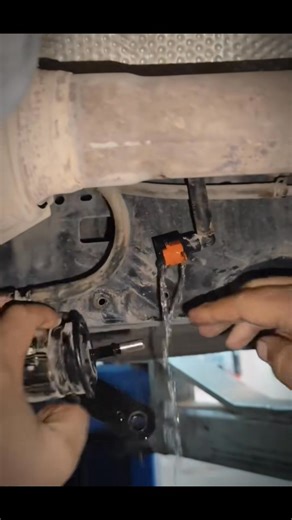 fuel filter changing #mechanic #usa🇺🇸 #automotive | Auto-Car