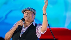 Al Jarreau, Grammy-Winning Jazz Singer, Dead at 76