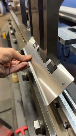 Stainless Steel Bending Process｜From Flat Sheet to Precision #pressbrake #harsle #stainlesssteel