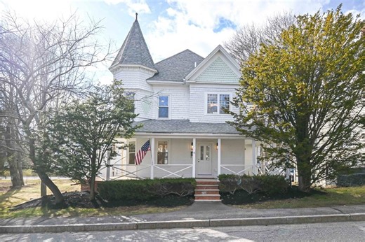 11 Rogers Rd, Kittery, ME 03904 - MLS 1657164 - Coldwell Banker
