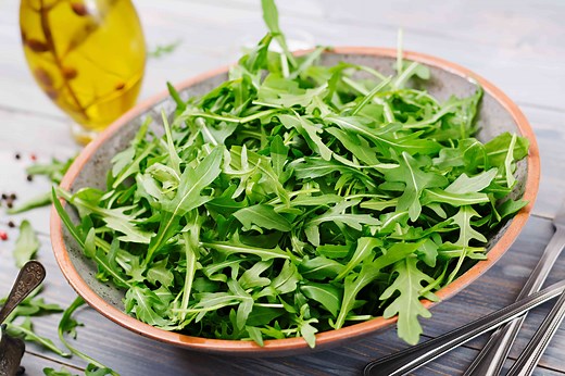 Arugula: 4 Benefits, Nutrition, and Risks