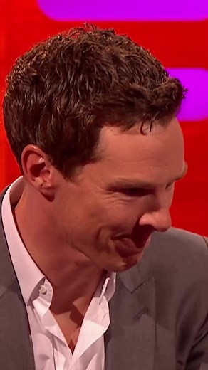 Benedict Cumberbatch Is The Ultimate Photobomber 📸 #Timoth #BenedictCumberbatch | TOP FAN