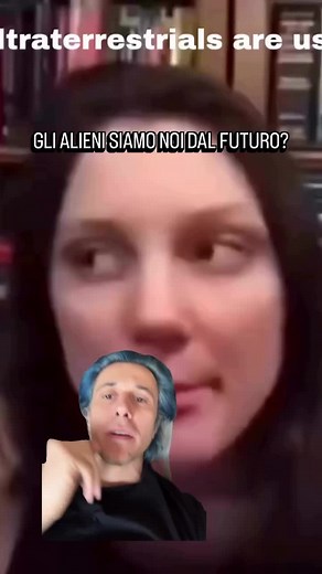 👽🛸 GLI ALIENI SIAMO NOI DAL FUTURO? Una scienziata, Amy Eskridge, parla di “ultraterrestri”: non esseri dallo spazio, ma umani da linee temporali future (P-47, P-52), dopo una calamità che li costringe a vivere sottoterra per millenni. Niente sole, pelle chiara, occhi grandi: la descrizione coincide con gli “alieni grigi” raccontati da decenni. Tre mesi dopo quelle dichiarazioni, Eskridge muore a 34 anni a Huntsville, hub dell’aerospace USA. Versione ufficiale: suicidio. Restano però messaggi 