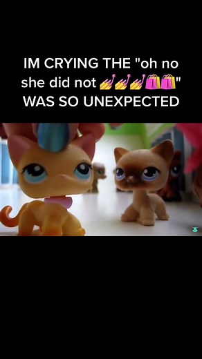 I WAS REWATCHING LPS POPULAR AFTER LITERAL YEARS HOW DID THIS NOT STICK OUT TO ME WHEN I LAST WATCHED IT?? #lps #lpstiktok #lpscollection #lpsmuser #lpscustom #lpscustoms #lpscollector #littlestpetshop #littlestpetshopcommunity #mylittlestpetshop #lpspopular #lpscommunity #brooklynhayes #brookehayes #savvanahreed #savvyreed