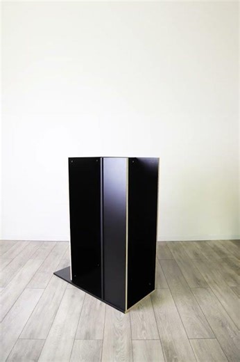 Silhouette Display Counter Quick Assembly