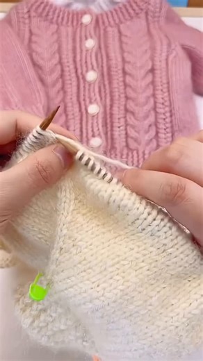 How to add needles to sweater 🧶😍 | knitting.well