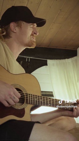 Acoustic Cover of Simple Man by Lynyrd Skynyrd