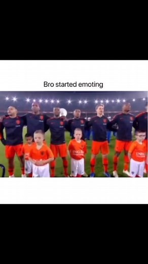Gamers on Instagram: "When you just gada hit the emote real quick🤣 #funny #foryoupage💙 #acoustic #lmao #hilarious #hilariousmemes #dailymemes #dankmemes #football #soccer #fifa #emoting #emote #emotes #default #defaultskin #sports #sportsmemes #sportsmeme #gamerscanrelate #relate #gamebuddy #solo #gg #keepplaying #laughing #soccerteam #espn #memeentertainment #funnyclips"