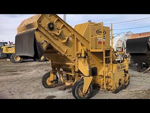 LOT 132 - WEILER CATERPILLAR (2014) E650B WINDROW ELEVATOR