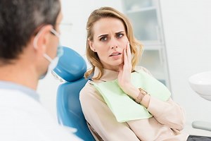 How can I stop wisdom tooth pain at night? - Royal Dental Clinics Blog