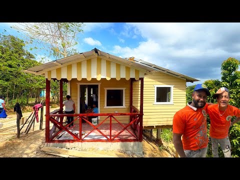 YA MONTE CARMELO TINES LA ELECTRICIDAD Y PINTAMOS LA GALERÍA