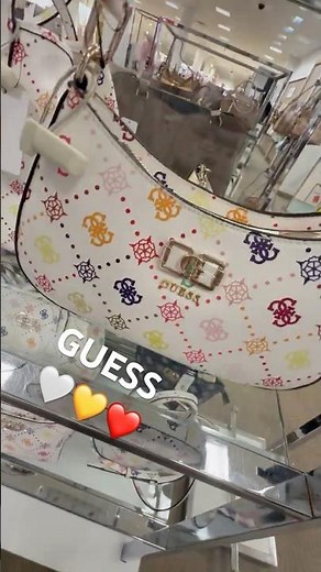 GUESS MULTICOLOR HANDBAGS & MORE MACYS #guessbag #stevemadden #macys