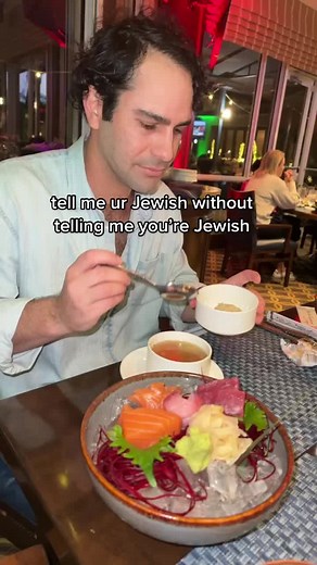 Matzah Ball Soup: A Delicious Jewish Tradition