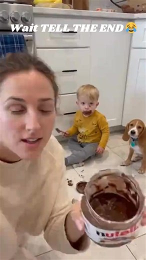 Celebrities' Embarrassing Moments#celebrity #taylorswift… | Pet Animals Events02