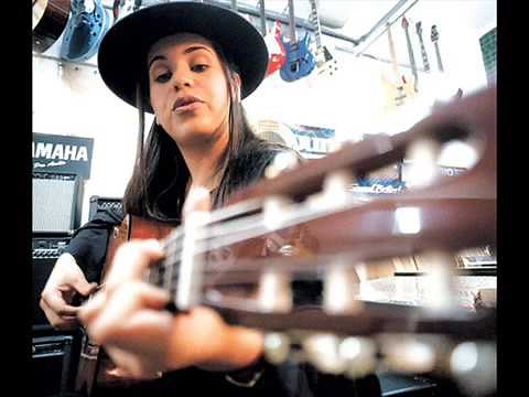 TAMARA CASTRO - "Zamba de amor en vuelo"