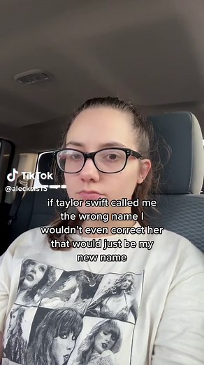 Taylor Swift Brain Cells Art: A Tribute to the 13 Brain Cells Phenomenon