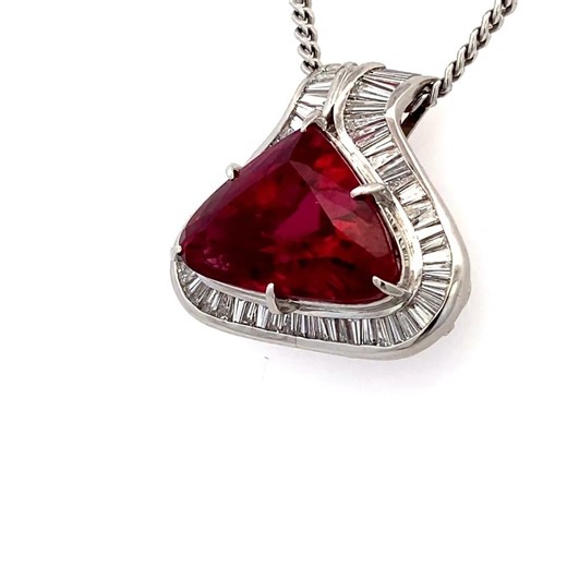 Ravishing Rubellite Pendant✨#pendant #fyp #diamond #gifts #uniquegifts #highfashion #jewelrydesigner